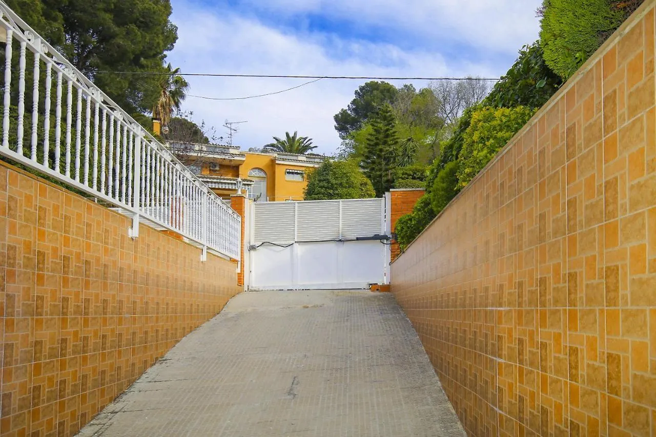Villa Pluma Planet Costa Dorada - Only Families 살루